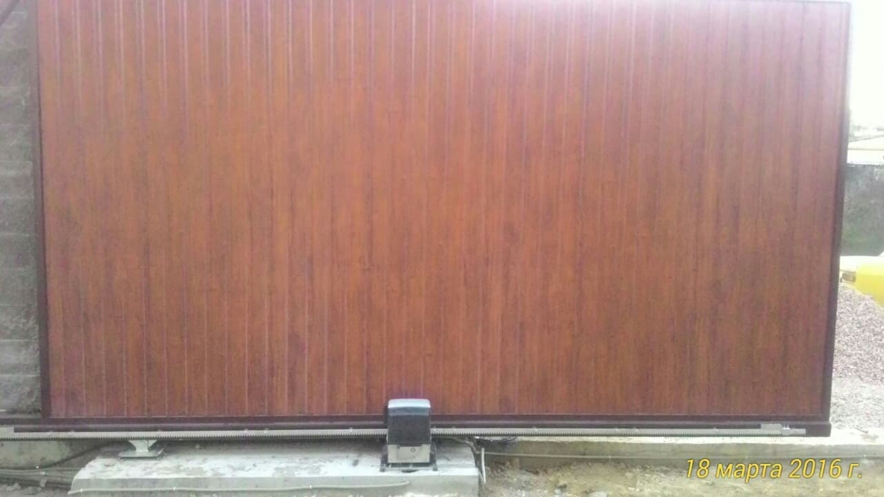 Профессиональная установка раздвижных ворот в Красноперекопске сотрудниками компании ПКФ Автоматика. быстро, надежно, недорого. Звоните!