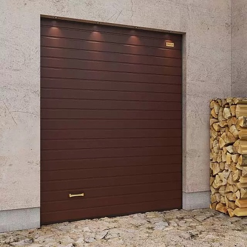 Теплые секционные ворота для гаража ALUTECH Prestige, S-гофр, структура под дерево, цвет Шоколадный (RAL 8017), пружины растяжения, 2000×2500 мм